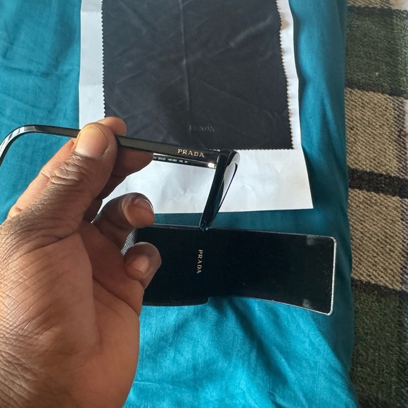 Women Prada cat eye glasses - Picture 5 of 6